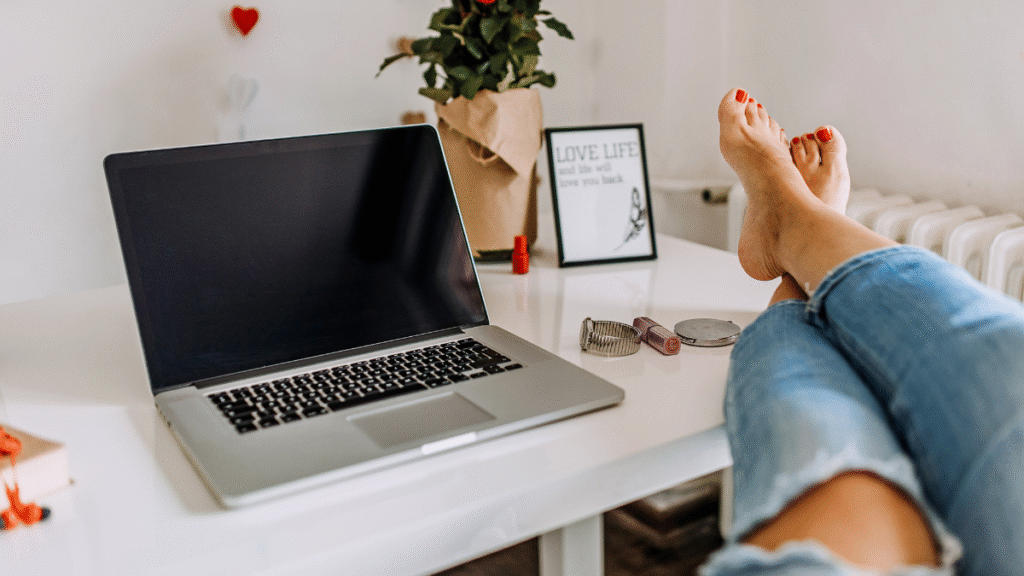 Blogging Mistakes to Avoid: 12 Common Errors Beginners Make